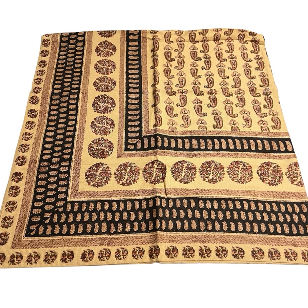 Pottery Barn Tan and Black Patterned Pillow Cover 24x24 Accent Pillow Sham/Cover - Picture 1 of 7